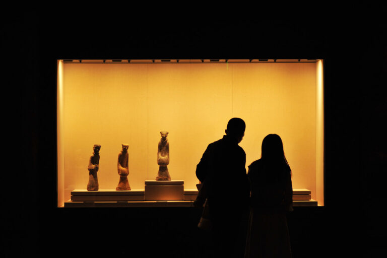 Li Feng-Jiangsu - Stories-in-the-Museum-2